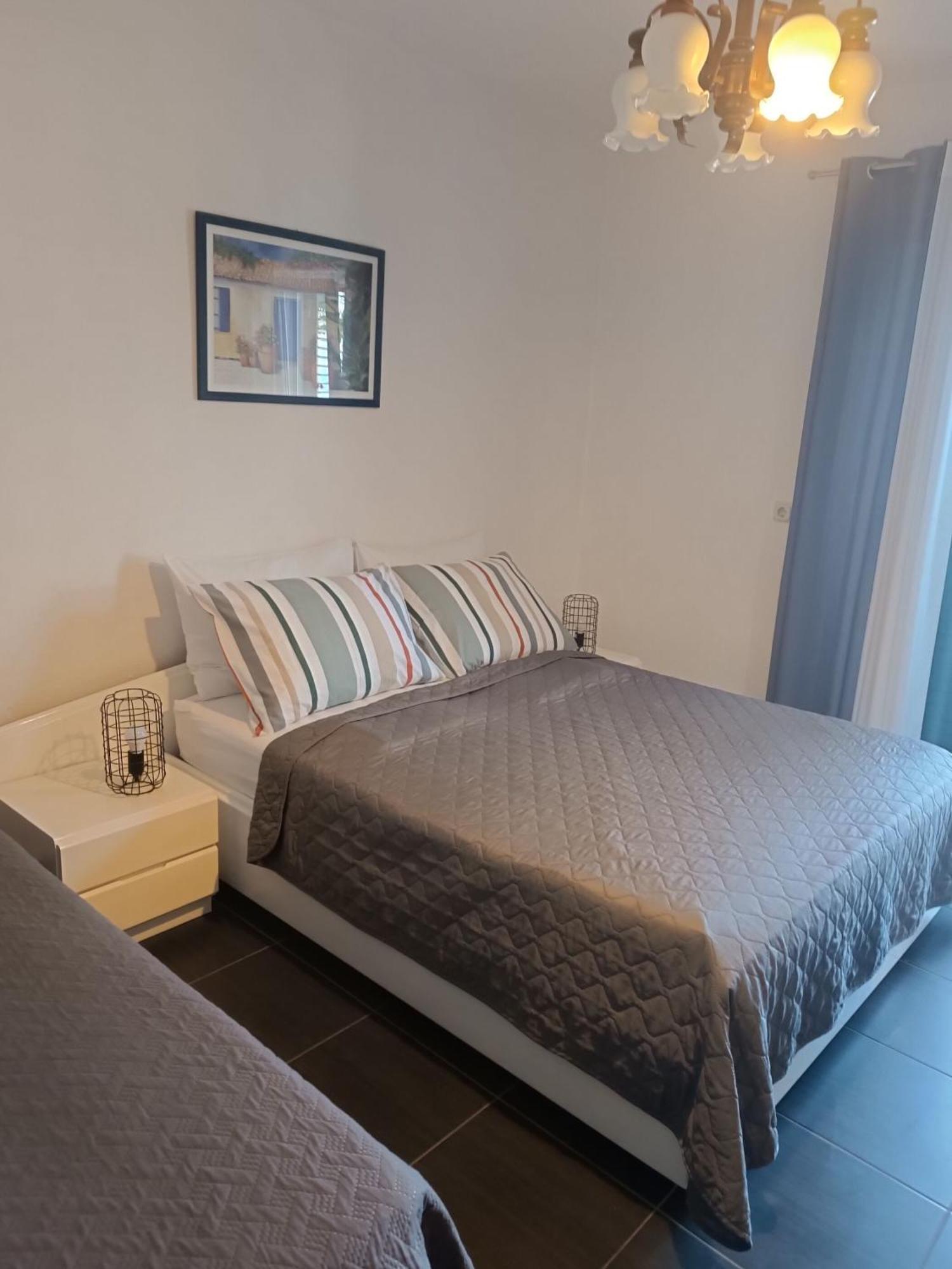 Apartment Apartment Ante