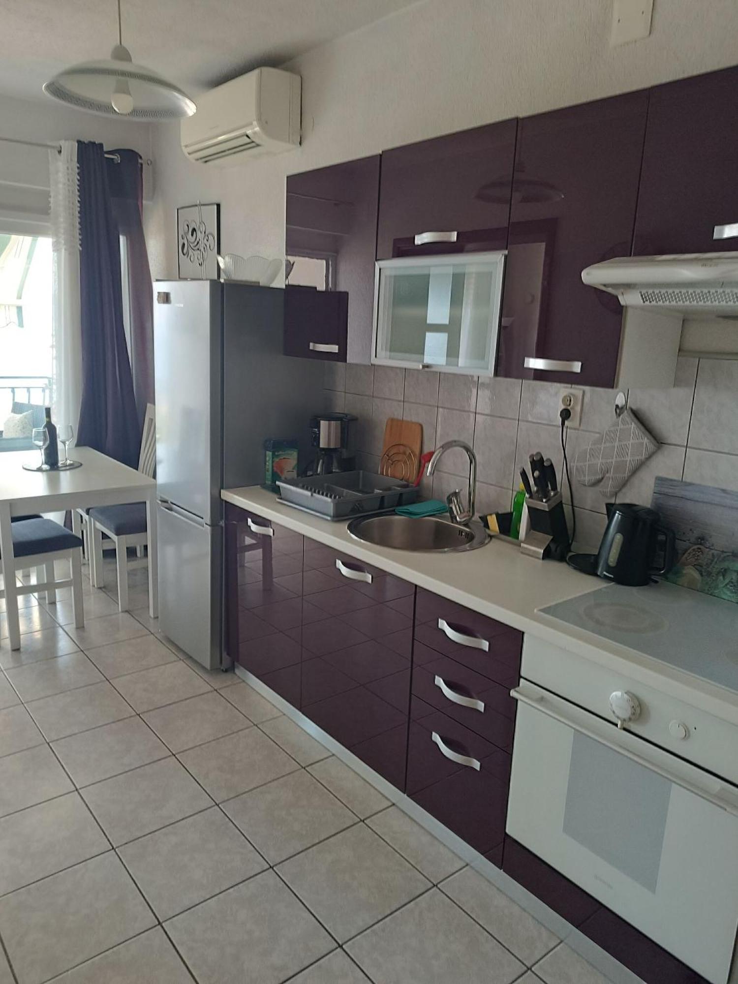 Apartment Ante Apartment *