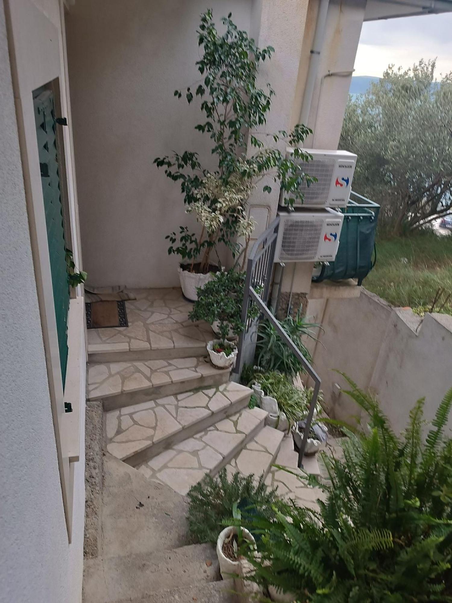 Apartment Apartment Ante Brela